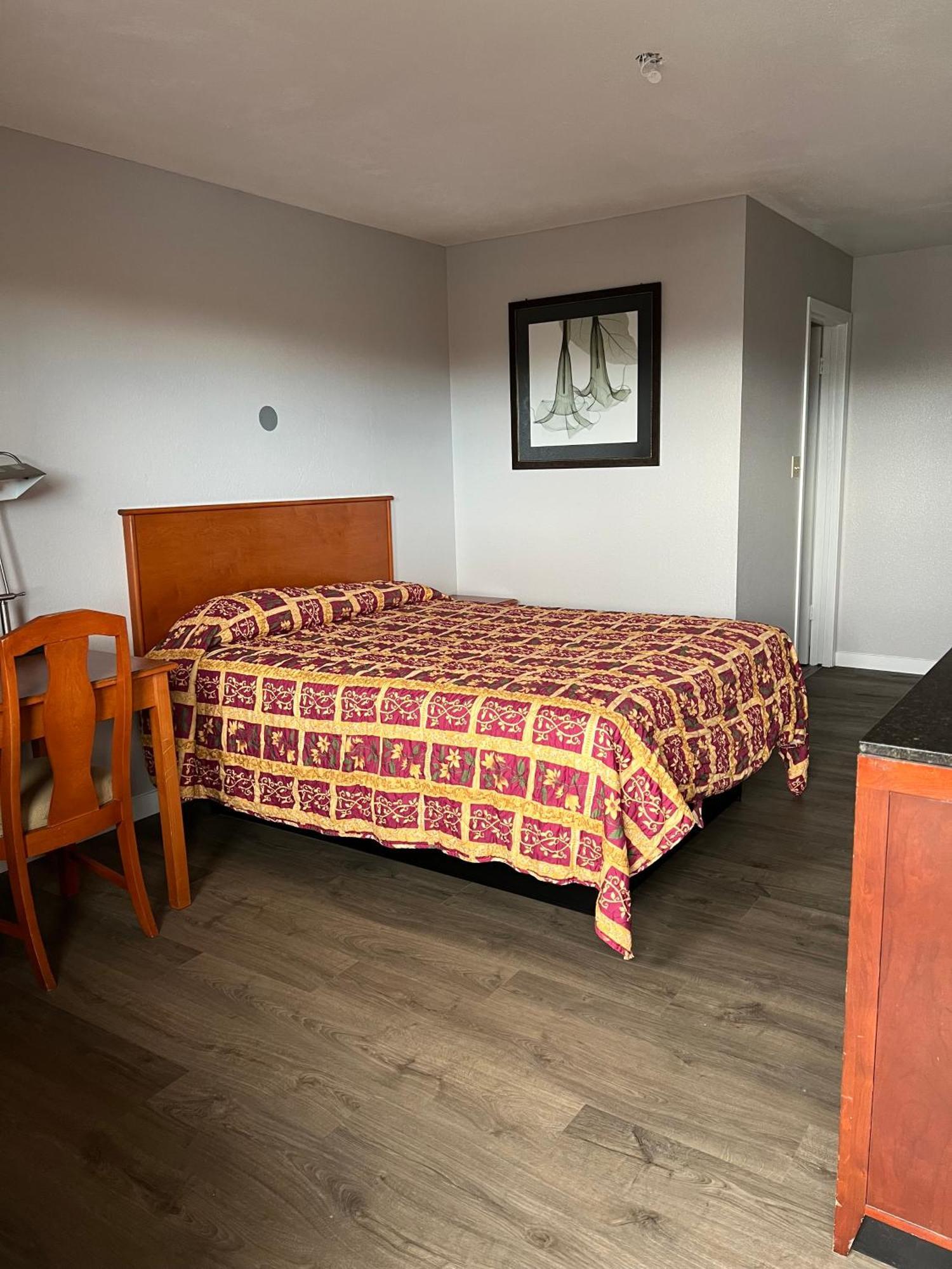 Budget Inn Фалън Екстериор снимка
